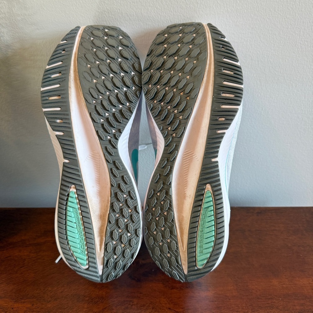 Nike Zoom Vomero 14 Women’s Running Shoes Size 9 - Picture 4 of 5